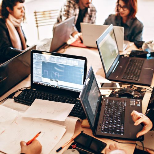 Kenalan dengan Silo Mentality : Bahasa Corporate yang Wajib Kamu Tahu!
