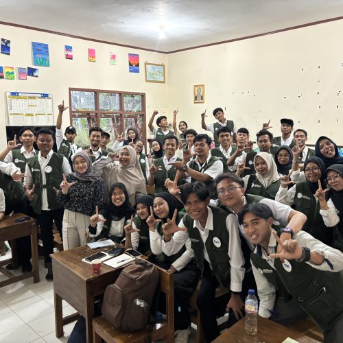 Dosen Teknik Logistik Telkom University Purwokerto Jadi Narasumber Bimbingan Teknis Digitalisasi Pemasaran Produk Lebah Trigona